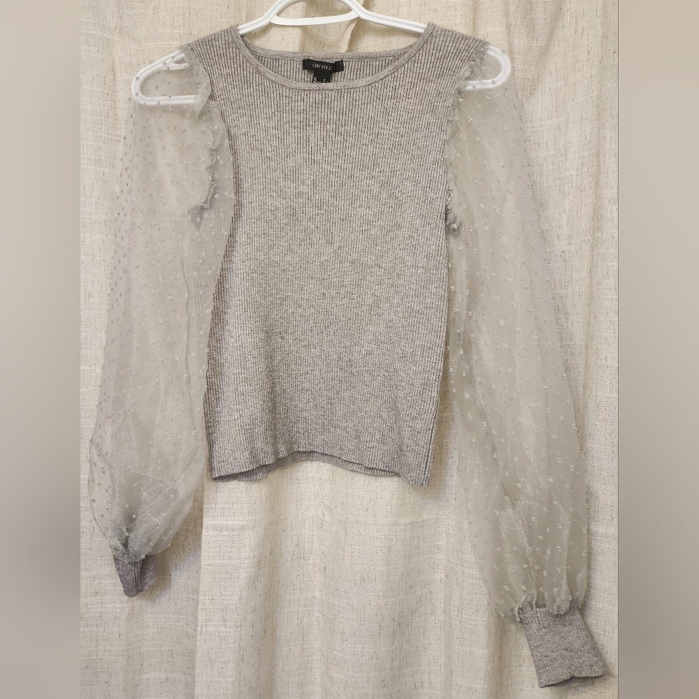 FOREVER 21 Gray Sheer-Sleeve Sweater-Knit Size S